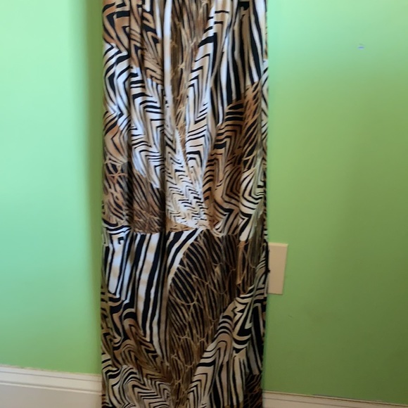 Maxi dress - Picture 4 of 9